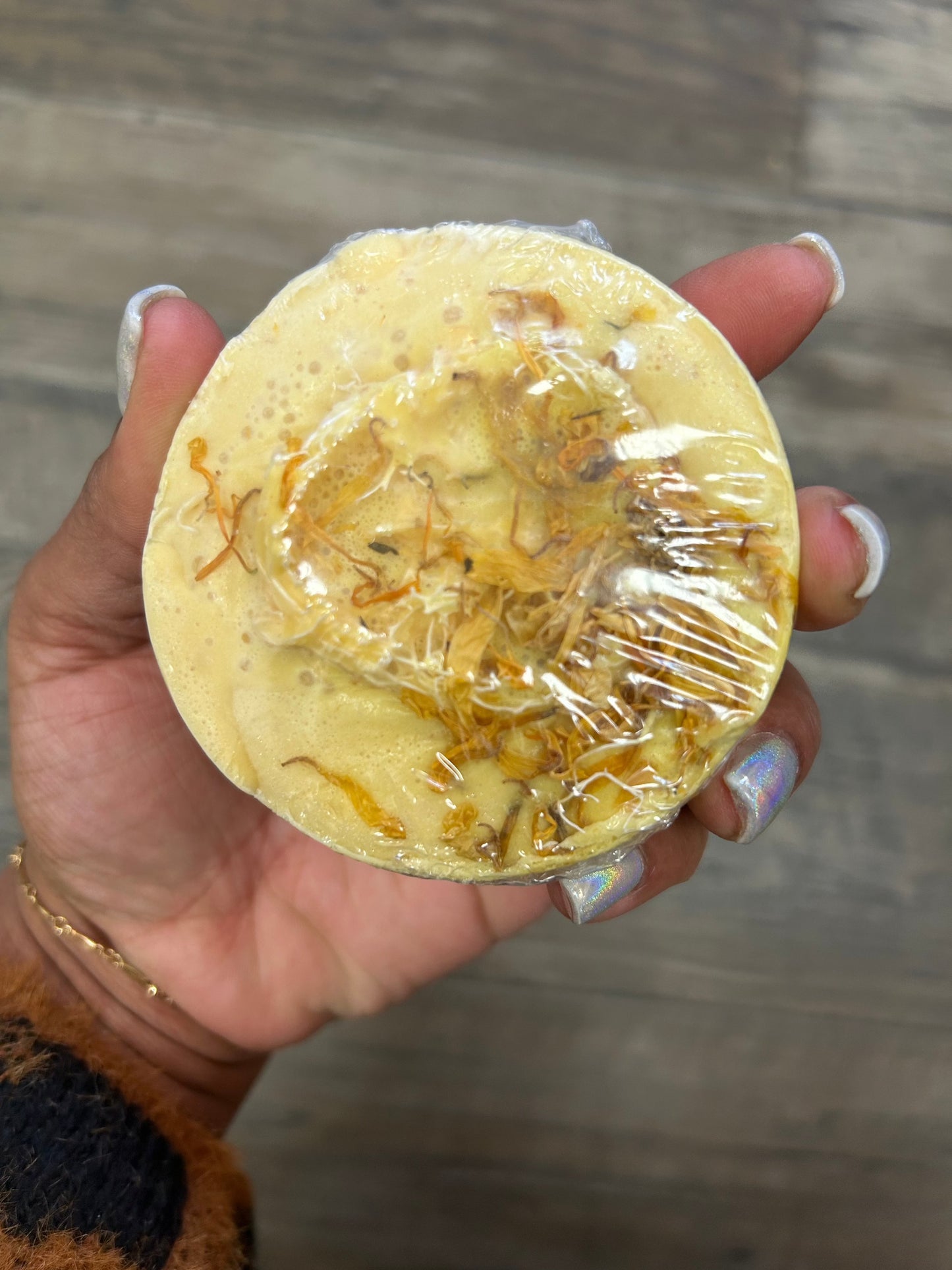Turmeric Exfoliating Loofah | Bar Soap Health & Beauty AFRO HERBALIST
