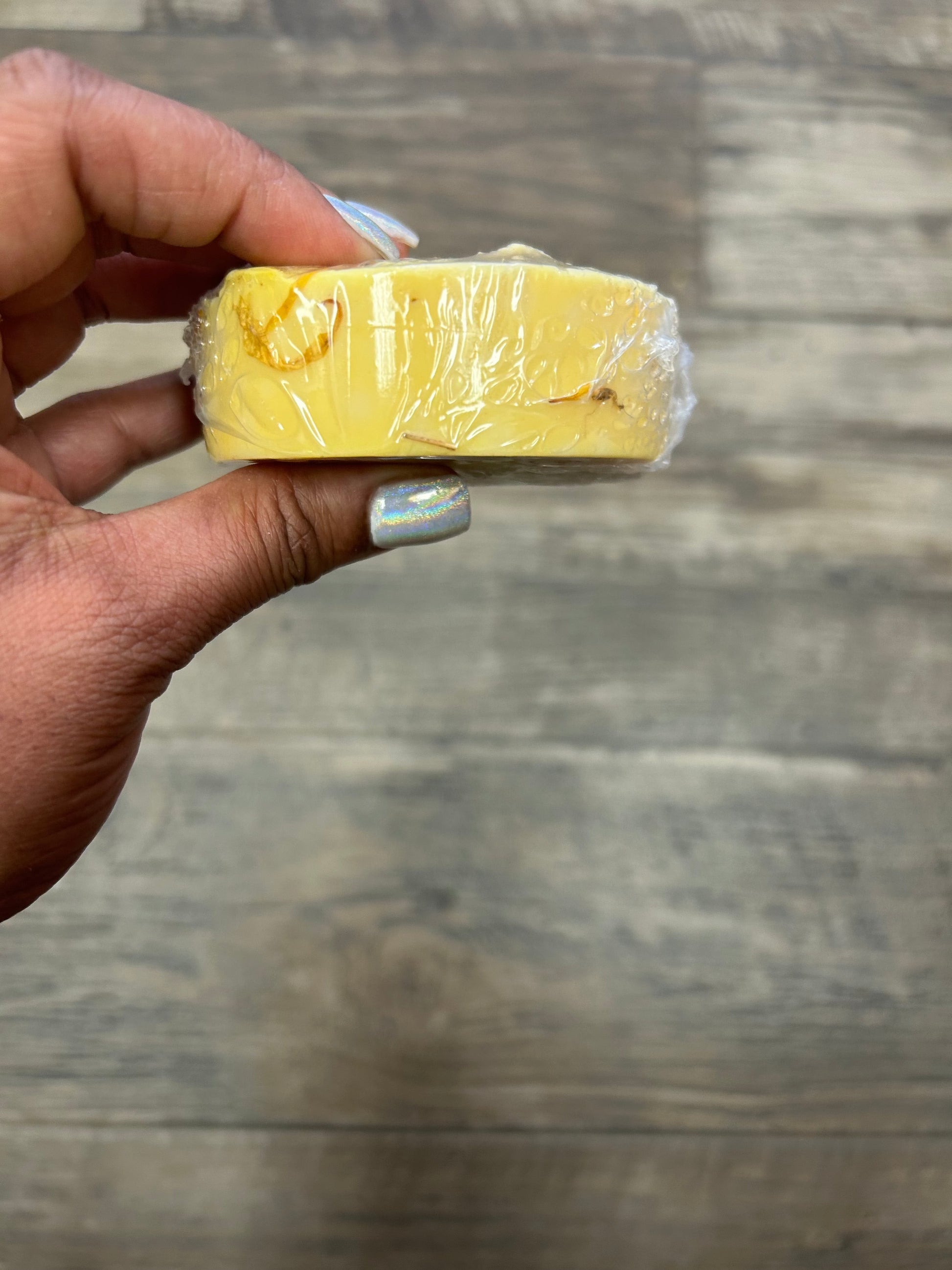 Turmeric Exfoliating Loofah | Bar Soap Health & Beauty AFRO HERBALIST   
